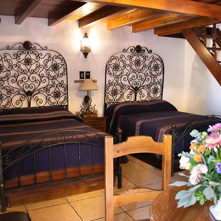 Hotel Los Escudos Pátzcuaro Eksteriør bilde