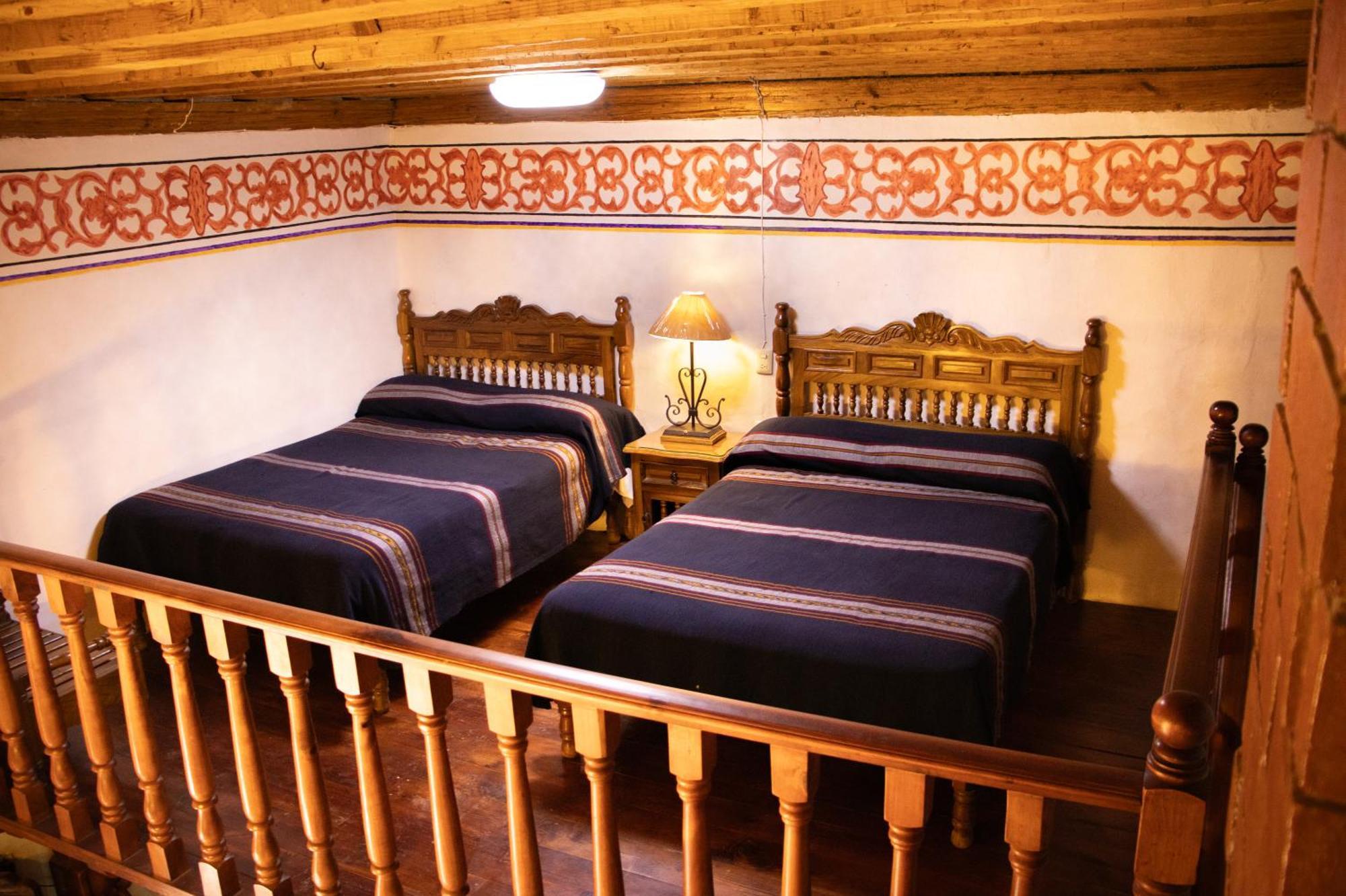 Hotel Los Escudos Pátzcuaro Eksteriør bilde