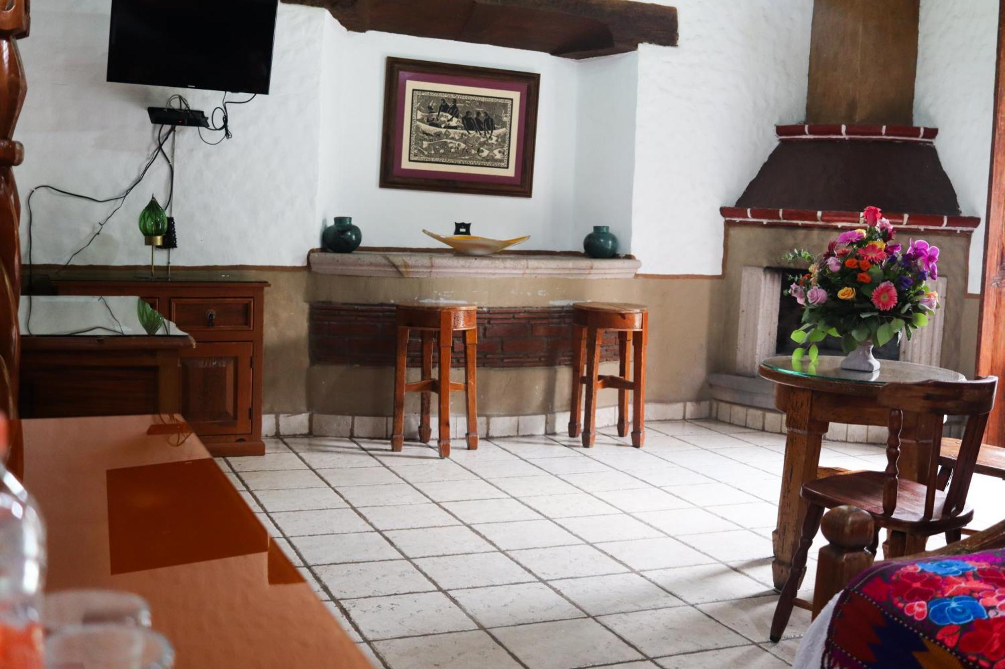 Hotel Los Escudos Pátzcuaro Eksteriør bilde