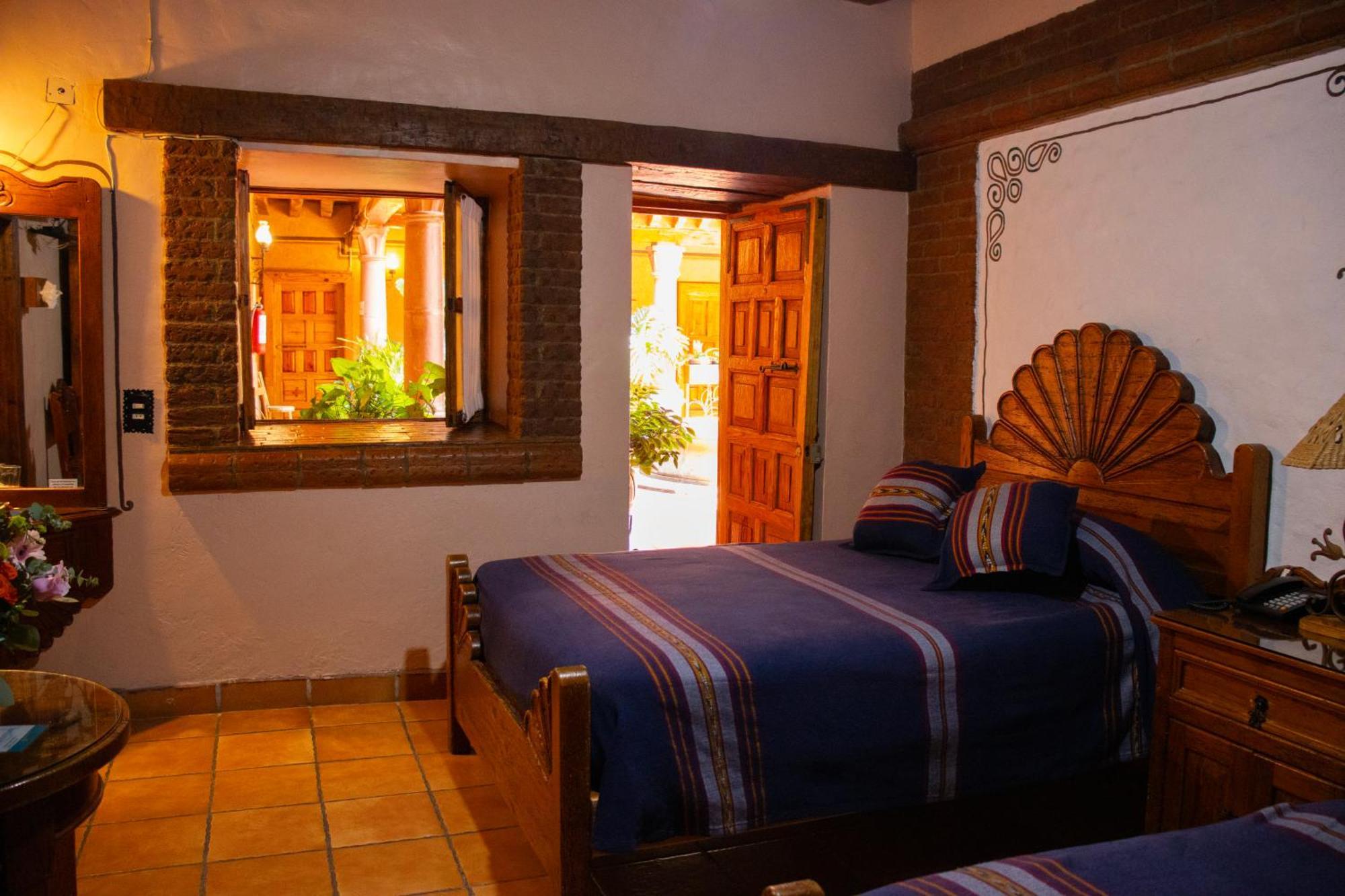Hotel Los Escudos Pátzcuaro Eksteriør bilde