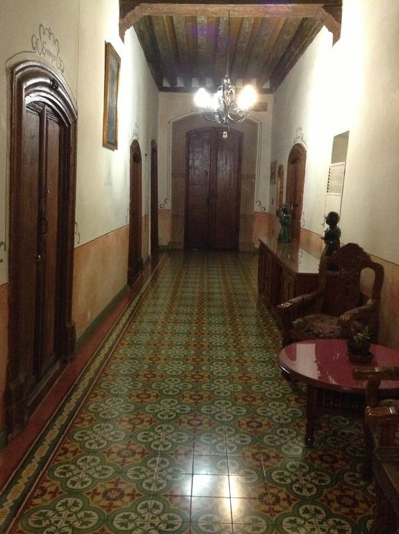Hotel Los Escudos Pátzcuaro Eksteriør bilde