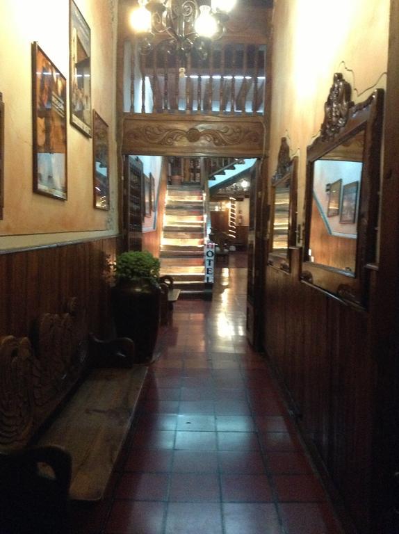 Hotel Los Escudos Pátzcuaro Eksteriør bilde