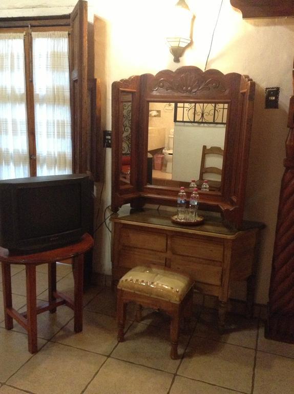 Hotel Los Escudos Pátzcuaro Eksteriør bilde