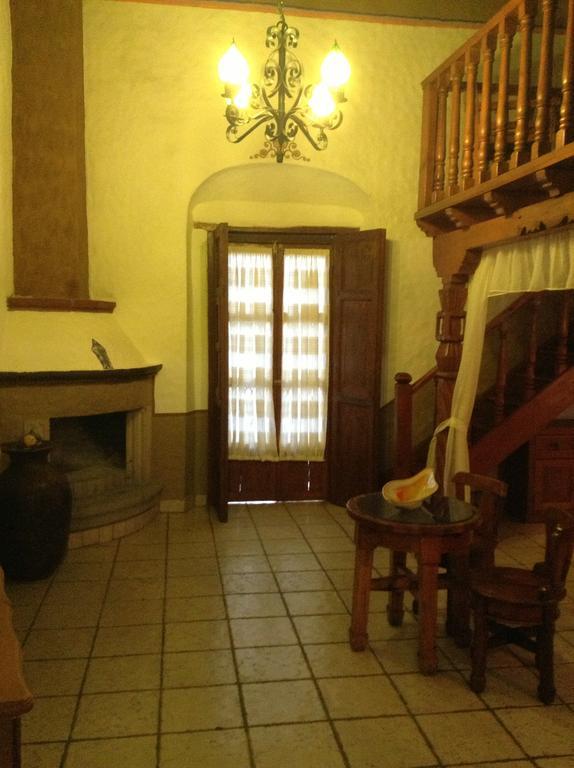 Hotel Los Escudos Pátzcuaro Eksteriør bilde