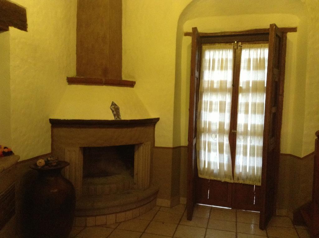 Hotel Los Escudos Pátzcuaro Eksteriør bilde