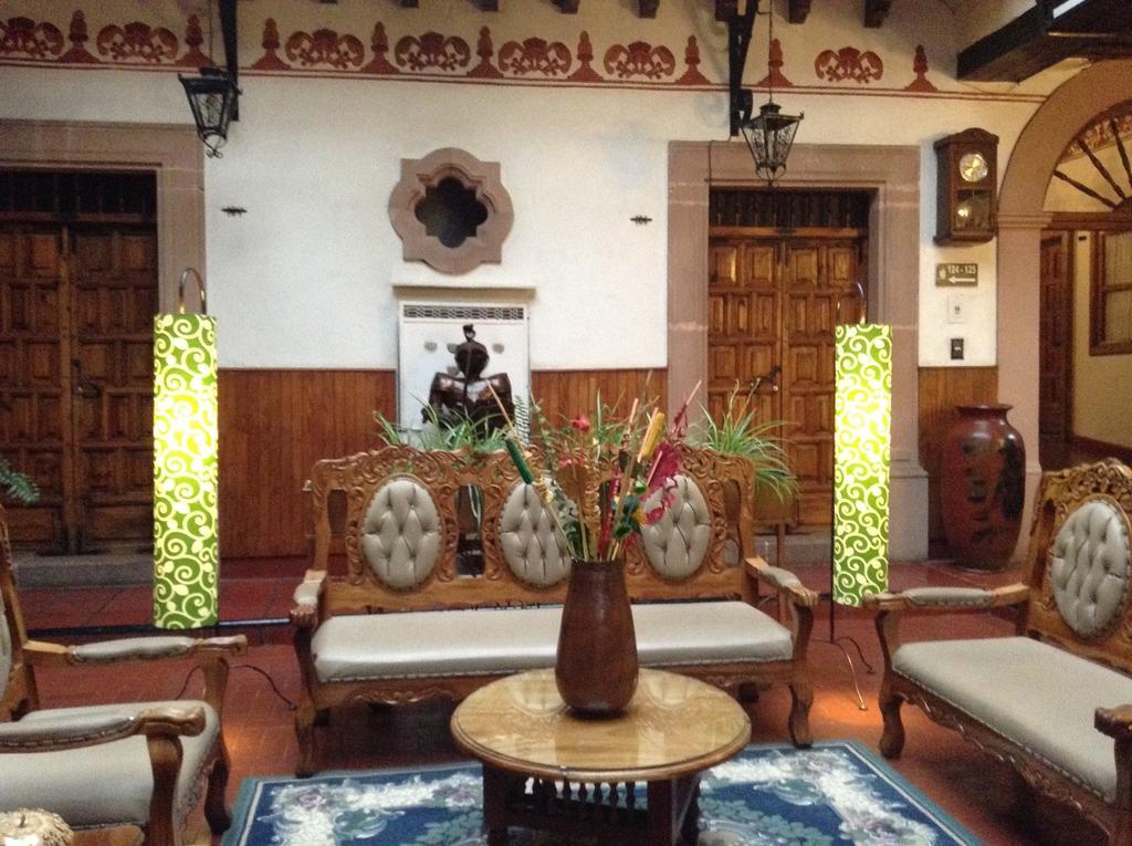 Hotel Los Escudos Pátzcuaro Eksteriør bilde
